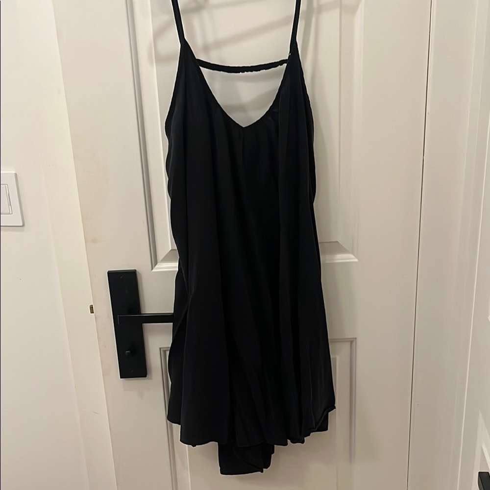Flowy black dress H&M